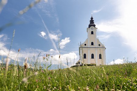 Cerkev_na_Hriberci_Vitanje_5084_Miha Matavz.jpg