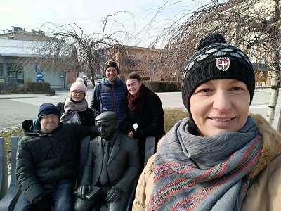 IMG-402b69fae0a09a8f91f4ce443e1eddb0-V