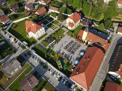 blaž hvala veselica